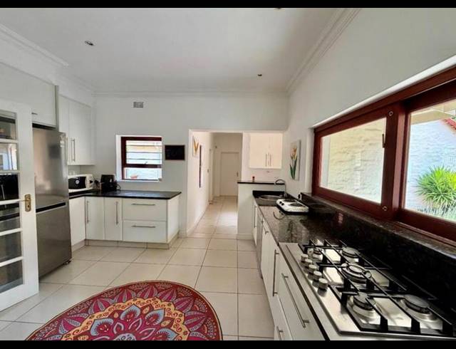 4 BEDROOM PROPERTY TO RENT IN BRYANSTON